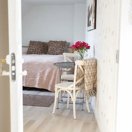 Suviste Affittacamere Kuressaare