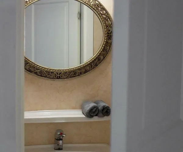 Suviste Penzion Kuressaare